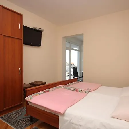 Vojnovic 3* Omiš