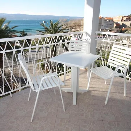 Apartments Vojnovic Duce Guest house