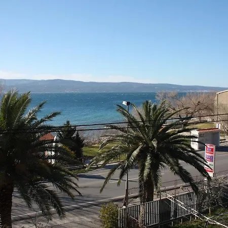 Apartments Vojnovic Duce Omis